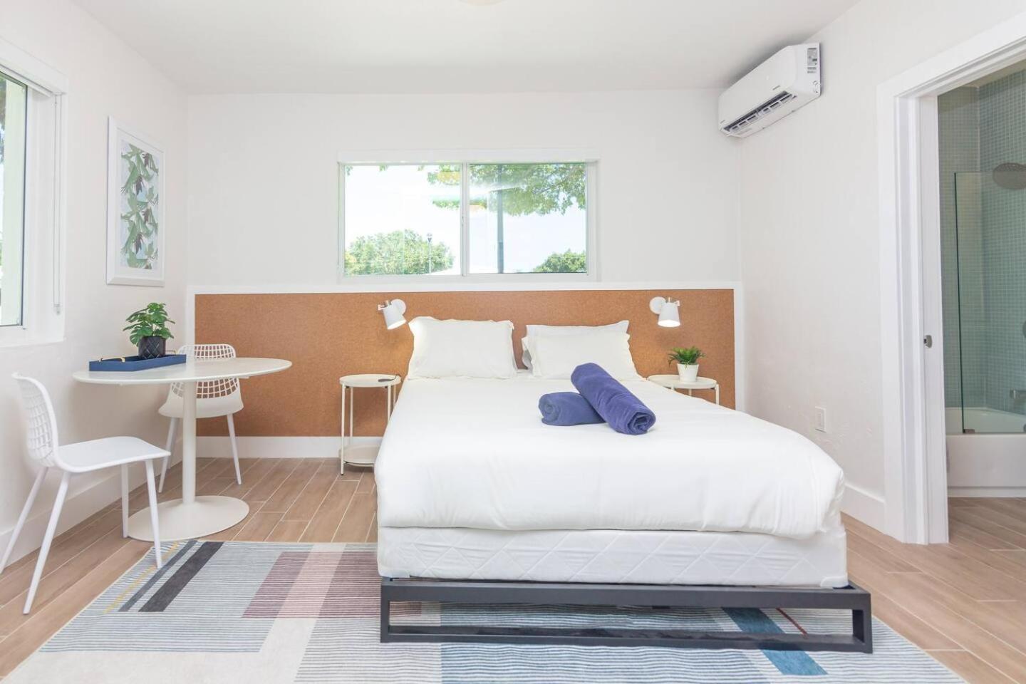 Newly Renovated Stylish Studio In El Portal #2 Miami Kültér fotó