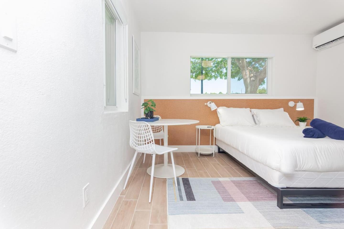 Newly Renovated Stylish Studio In El Portal #2 Miami Kültér fotó