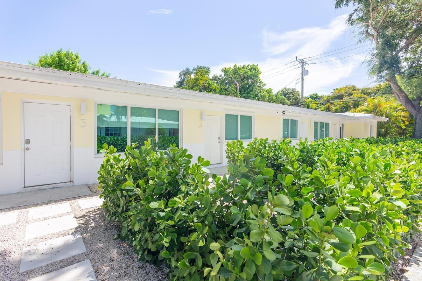 Newly Renovated Stylish Studio In El Portal #2 Miami Kültér fotó